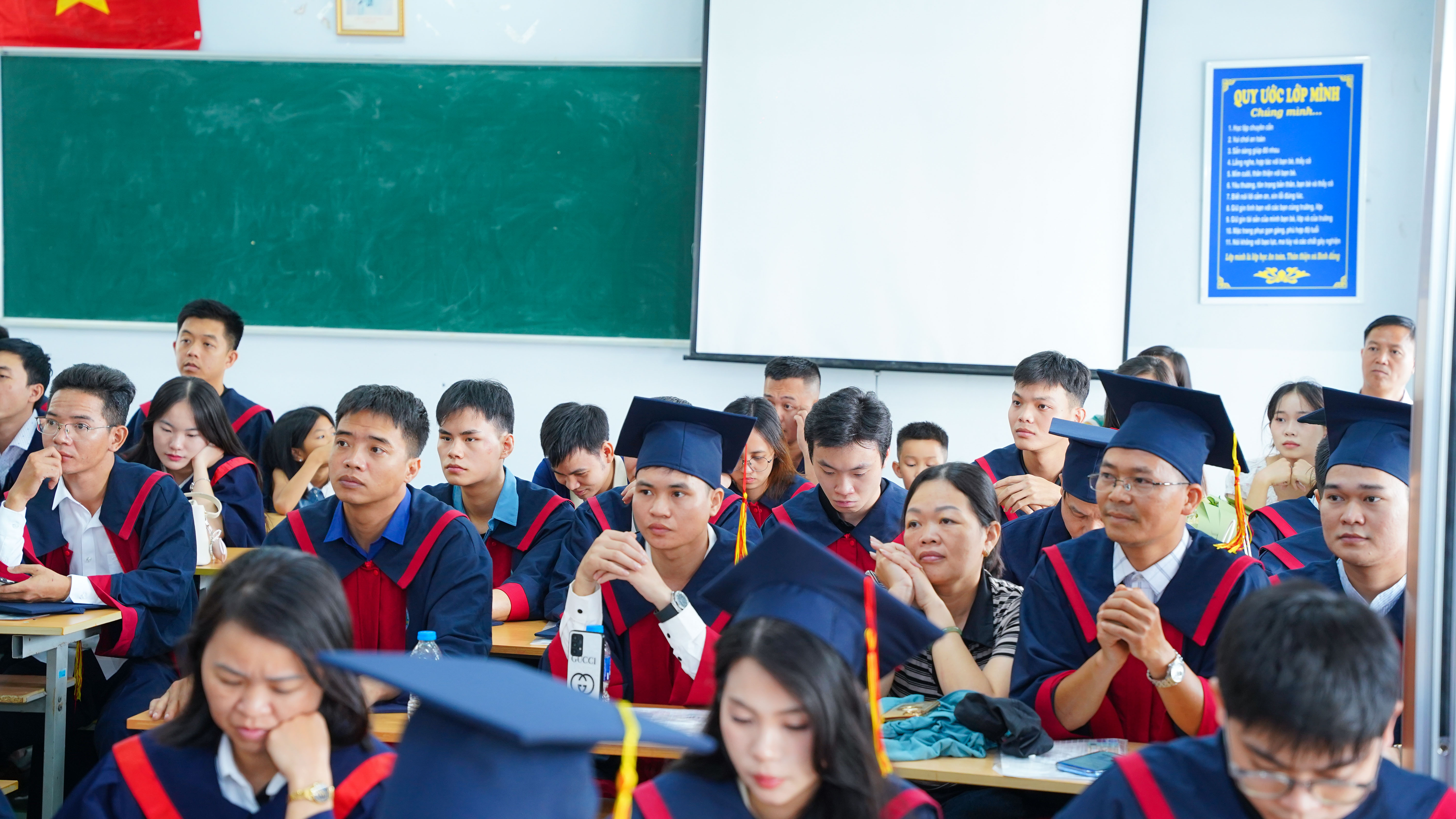 photos/E.LEARNING 19.10.25/A7_01542.jpg